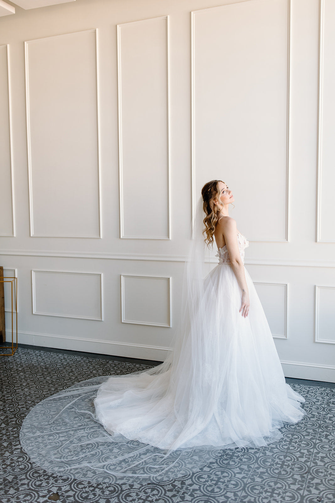 Airy Tulle Veil