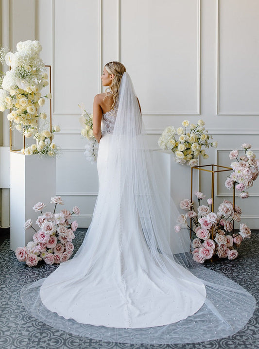 Extra Wide Pearl Veil