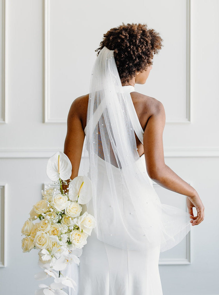 Minimal Pearl Veil