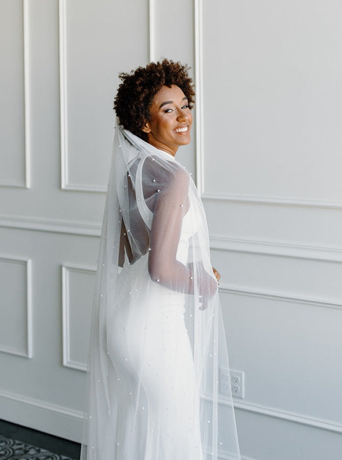 Minimal Pearl Veil