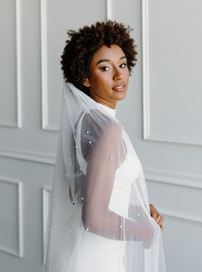 Minimal Pearl Veil