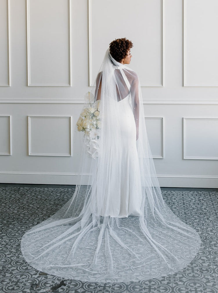 Extra Wide Pearl Veil