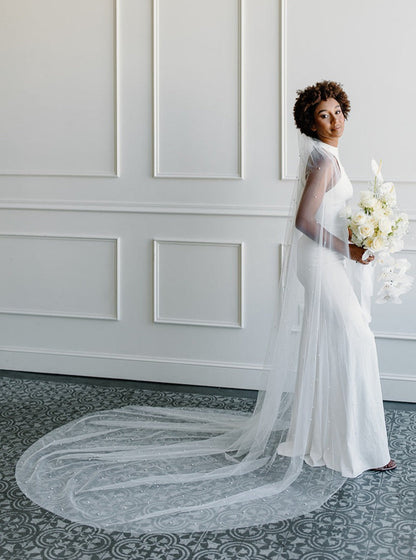 Extra Wide Pearl Veil