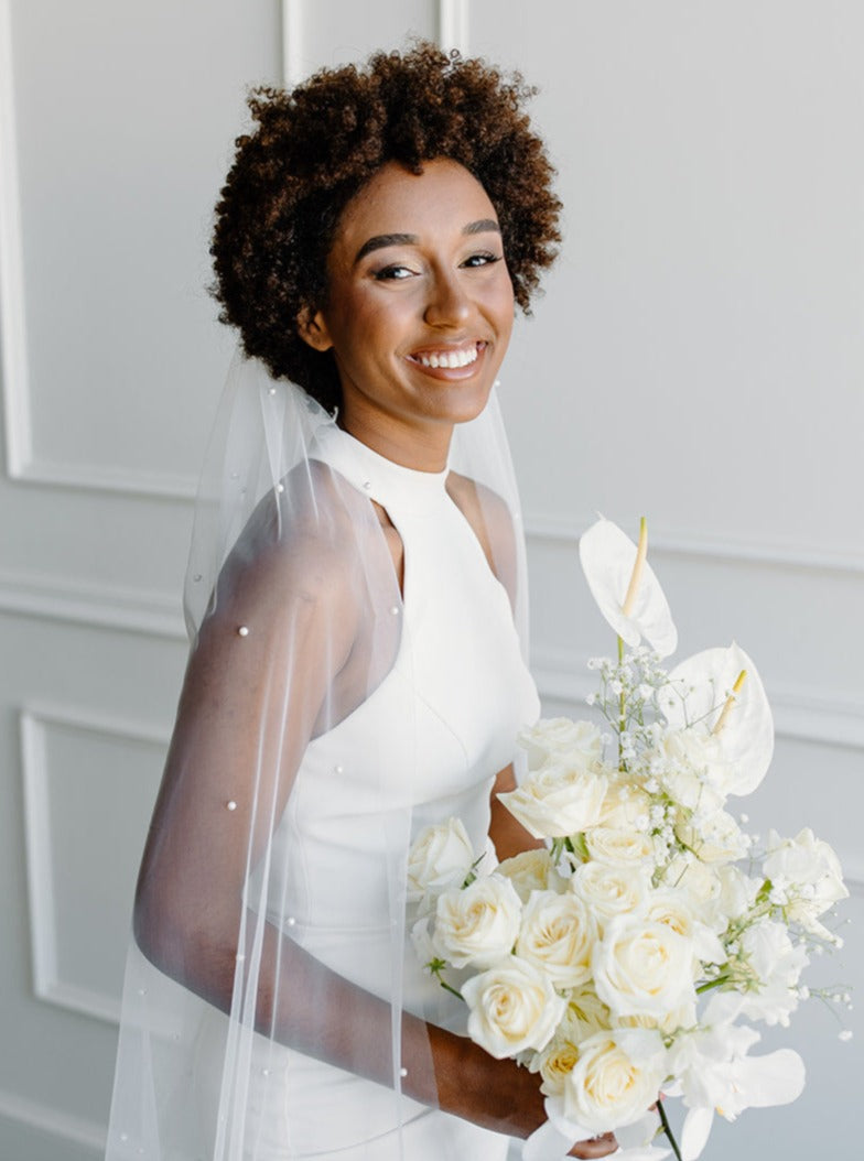 Minimal Pearl Veil