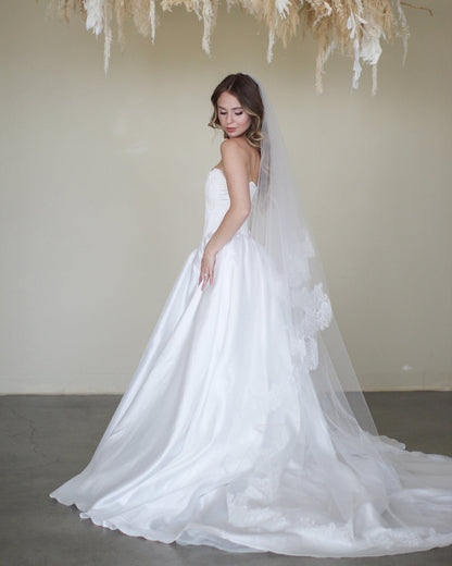 Lace Drop Veil