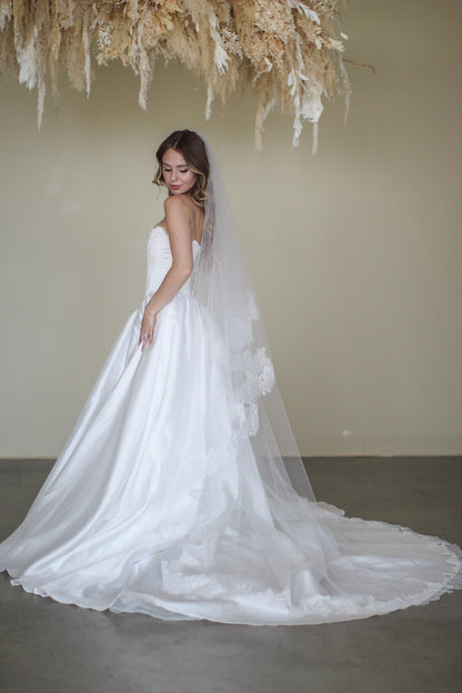 Lace Drop Veil