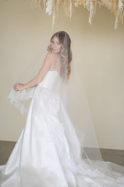 Lace Drop Veil