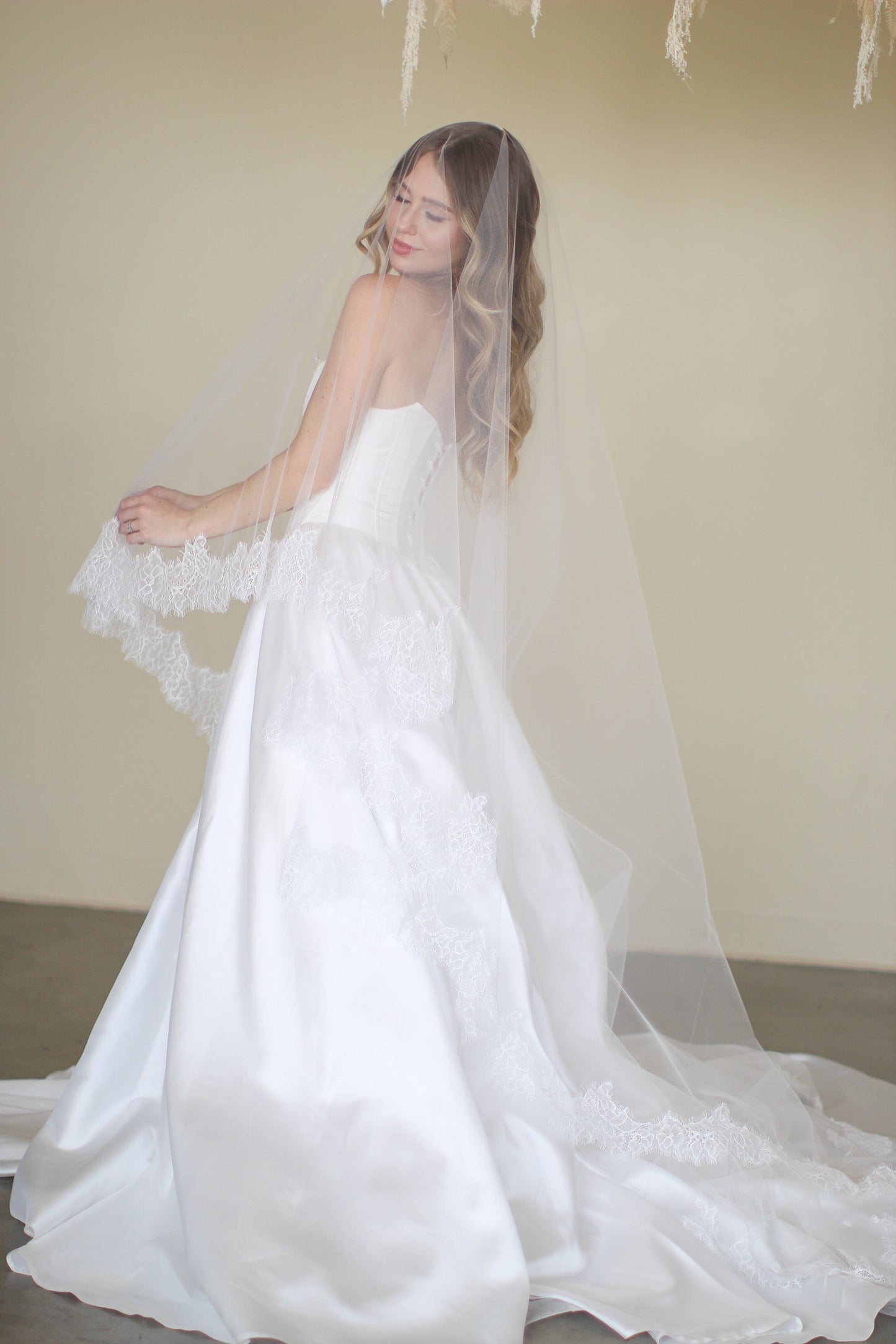 Lace Drop Veil