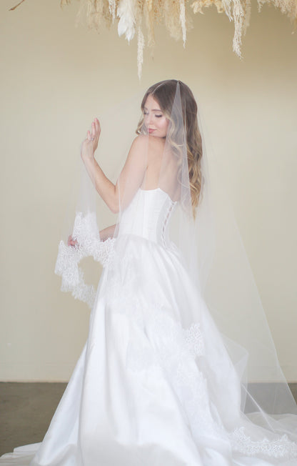 Lace Drop Veil