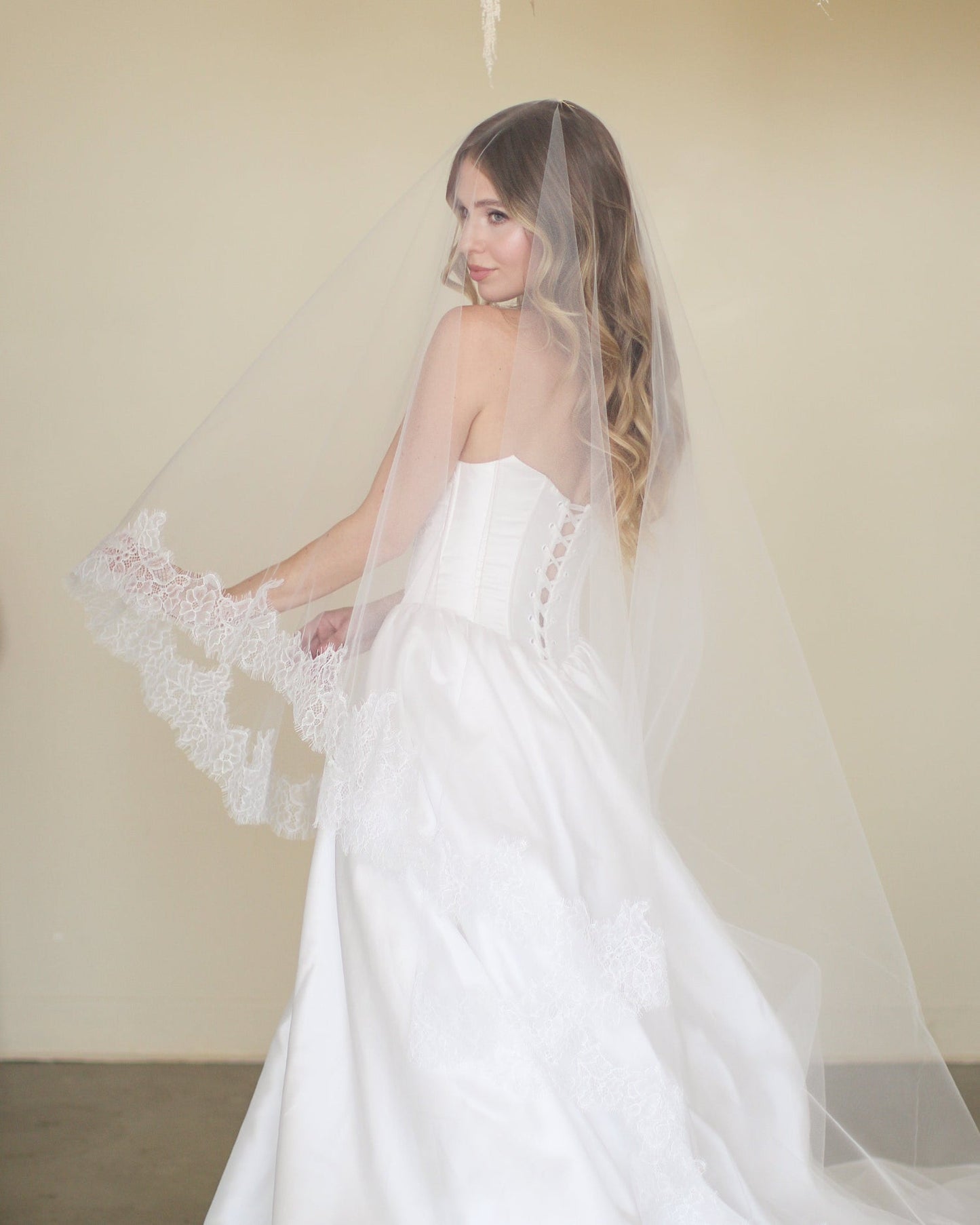 Lace Drop Veil