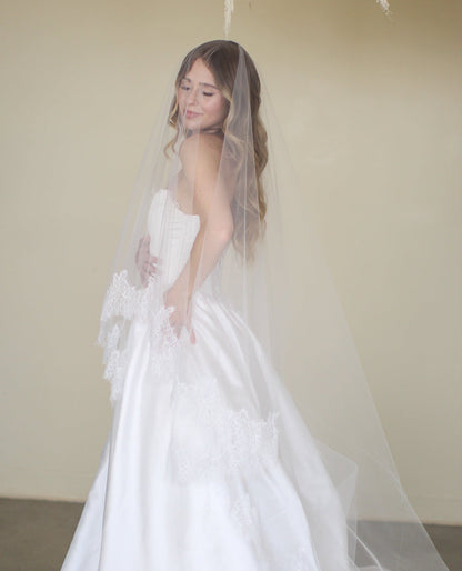 Lace Drop Veil