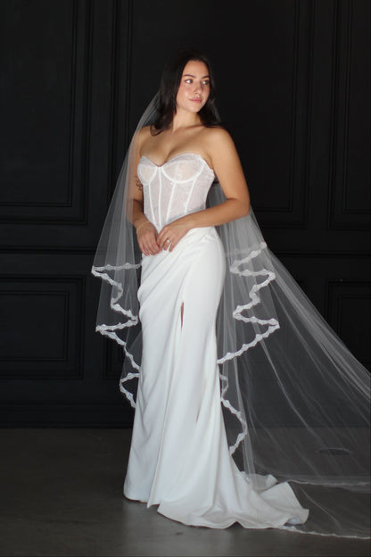Hailey Lace Drop Veil