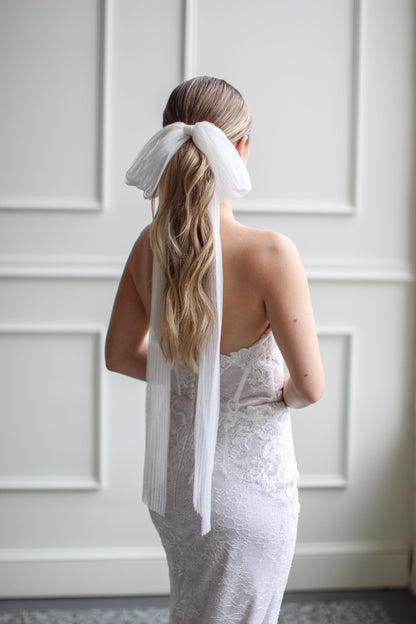 Floppy Pleated Bridal Bow