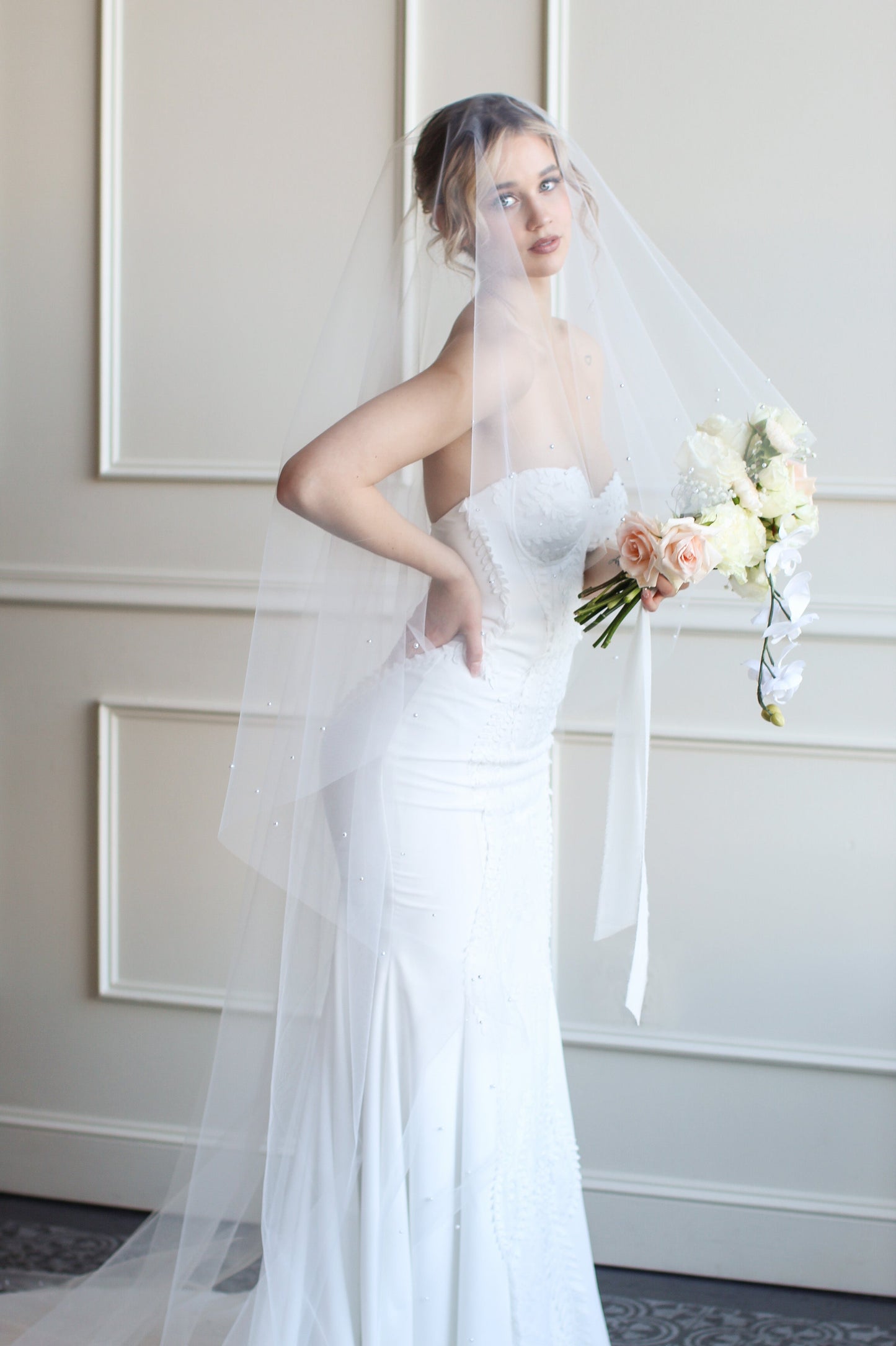 Pearl Edged Drop Veil