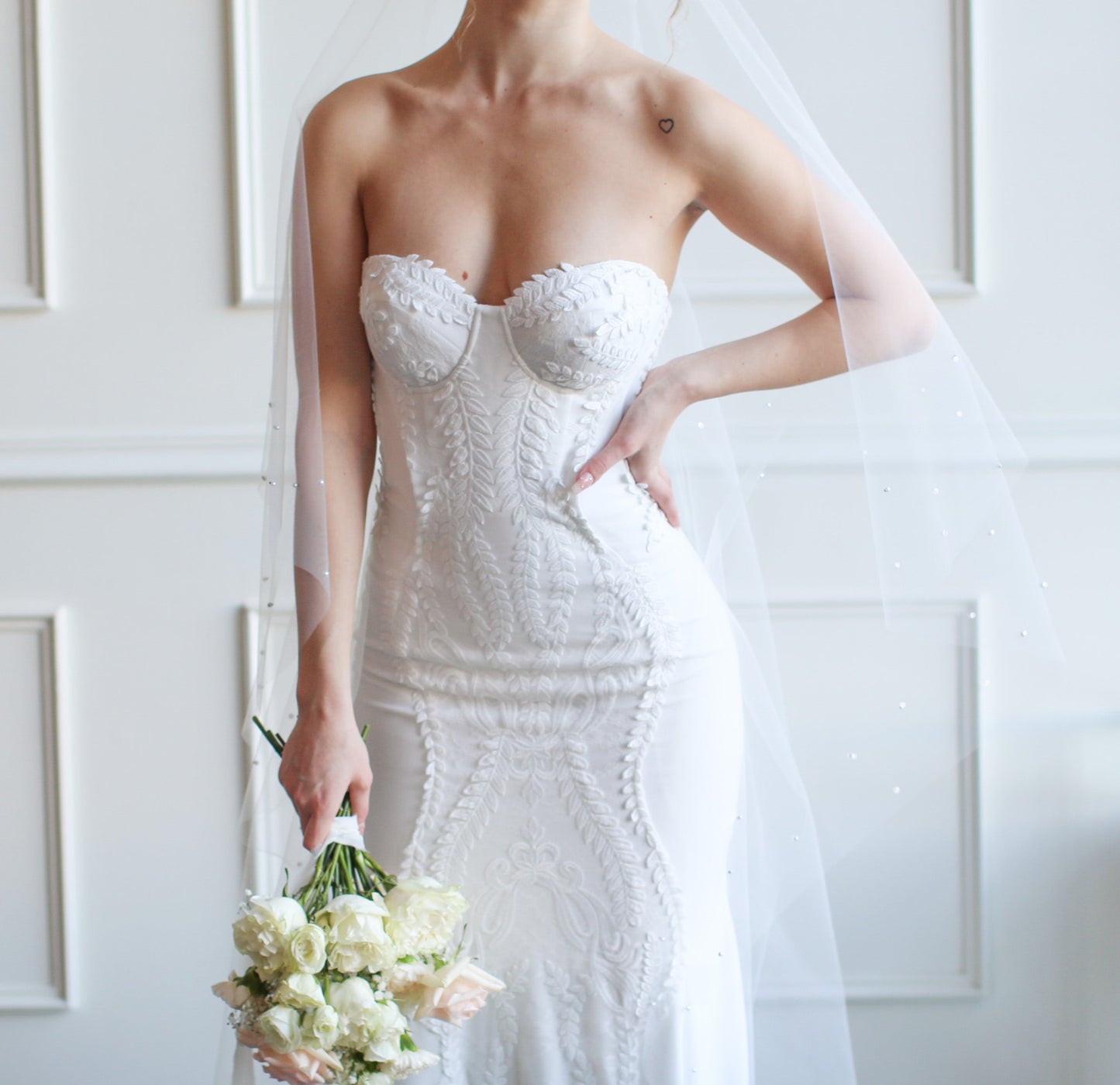 Pearl Edged Drop Veil