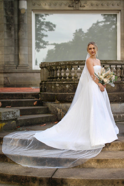 Extra Wide Pearl Veil