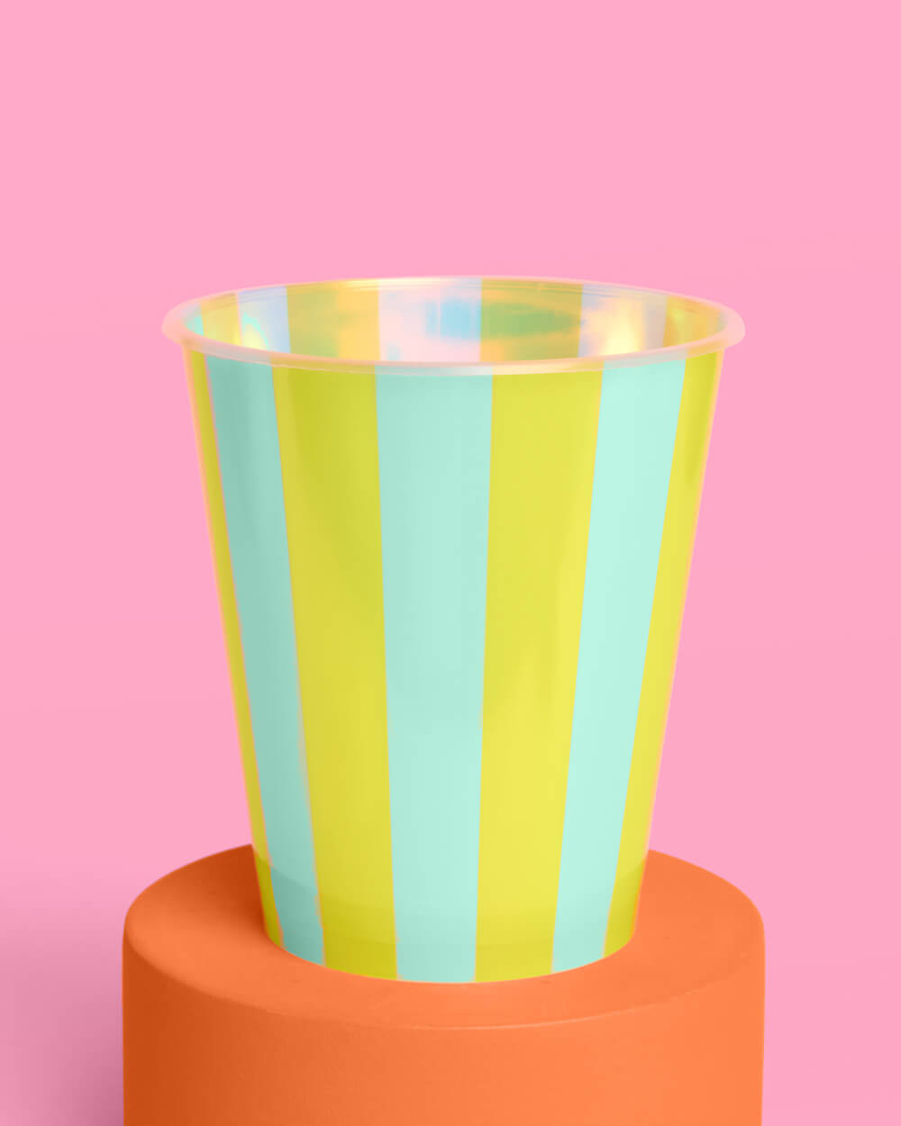 Pool Party Cups - 16 plastic cups